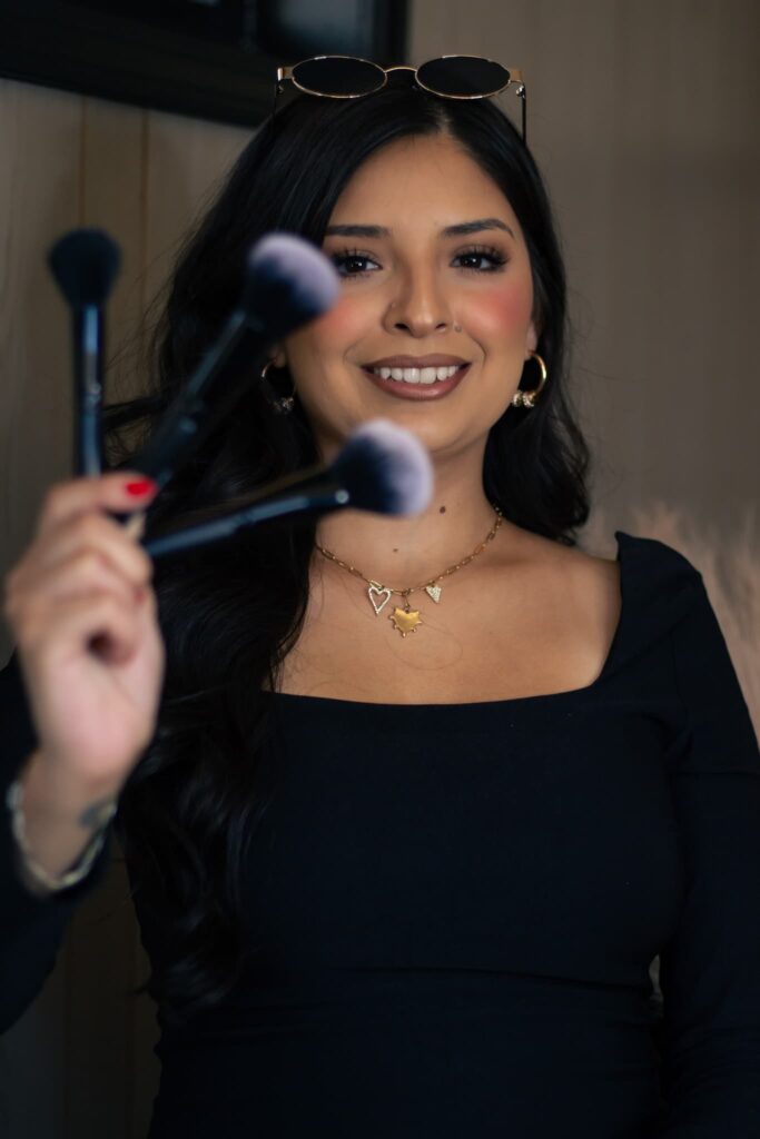 About Glam & Glow 3 IMG 9359
